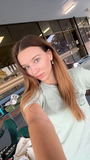 Valeria7k Twitch Streamer on Instagram: "ASMR of life"