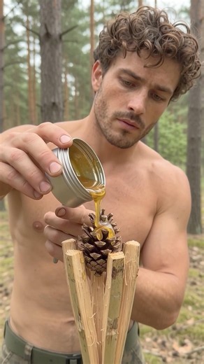 Making a Pine Cone Torch 🌲🔥 #bushcraft #camping #campinghacks #asmr #solocamping #survivaltips