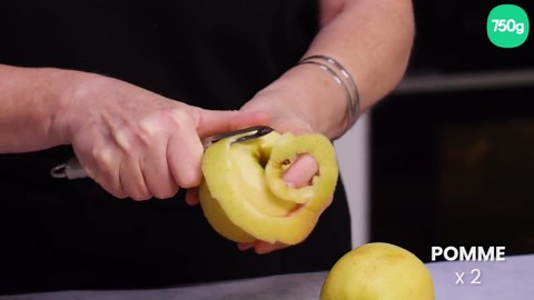 Cake moelleux aux pommes fondantes de ma grand-mère