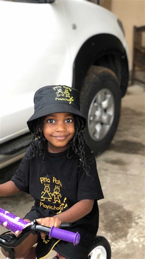  Mommy & Mellamina  on Instagram: "Hi Guys!!! we are so excited to just show you Mells Hair Journey and all the products and Techniques I use on Mells hair❤️ Reposting this video to remind you guys to go get these products for your hair Journey cause Maintenance becomes abit easier with these! ❤️doesn’t have to be the same brand #hairjourney #toddlerhair #creative #hairstyle #hairgrowth #viralvideos"