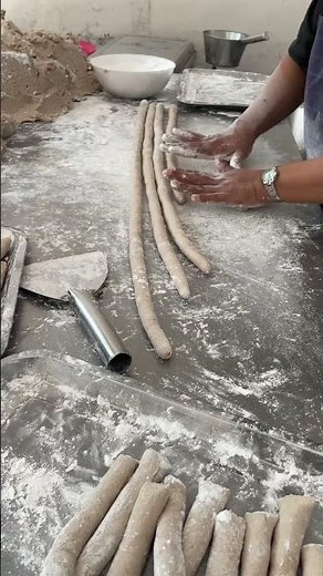 Ever wondered how keropok lekor is made? Here’s the process from start to finish.
