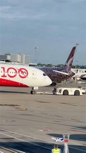 🇦🇺 Qantas Boeing 787 Dreamliner 100 Years livery & Yam Dreaming Livery at Heathrow Airport