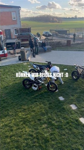Für wen spreche ich mit ? #supermoto #supermotoholic #supermotorbikes