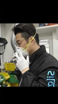 How Prosthetic Legs for Legless People Are Made