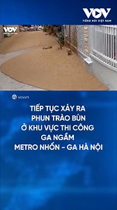 Theo phản ánh của người dân, vào khoảng 16h ngày 8/9, tại ngõ 7 phố Giang Văn Minh (phường Giảng Võ, TP Hà Nội) bất ngờ xảy ra sự cố phun trào, lênh láng trong ngõ. Ngay sau đó, người dân báo tin cho lực lượng chức năng đến xử lý. | Báo Điện tử VOV