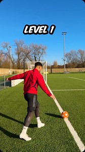 3.9K views · 10K reactions | Jeremy Lunch Testing The Crazy Kickerball 勞 @jeremylynchofficial . . #football #soccer #reels #footballskills #footballer #footballedits #footballfreestyle | KickerBall | Facebook