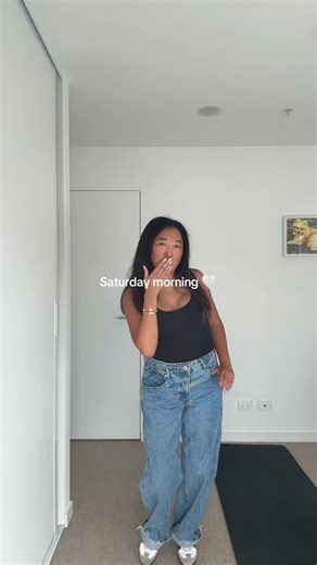 Saturday Morning Routine Vlog: A Busy Start