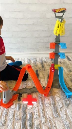 Hot Wheels Loop and Launch Track Set #hotwheels #hotwheelsloopandlaunch