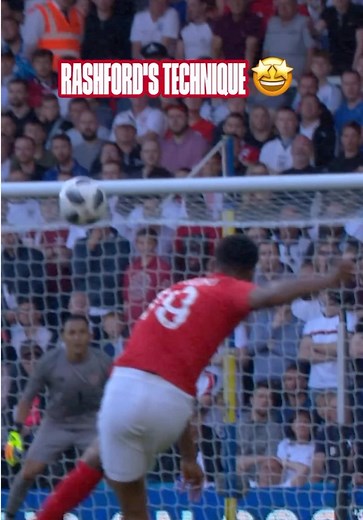 Rashford from range 🙌 Previously against Costa Rica ⏪ #FIFAWorldCup #England