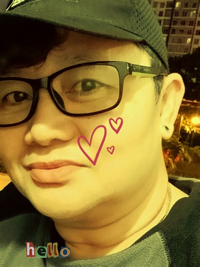 Stop loving the person who made you just a cover for a hole. Love the one who will truly love you. 🇵🇭🌈🥰❤️😍💛🌹🌺🌷