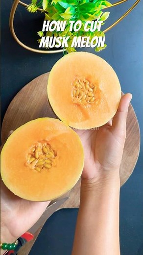 How to Cut a Cantaloupe (Musk Melon) | How to Cut | Musk Melon #howtocut #muskmelon #cantaloupe