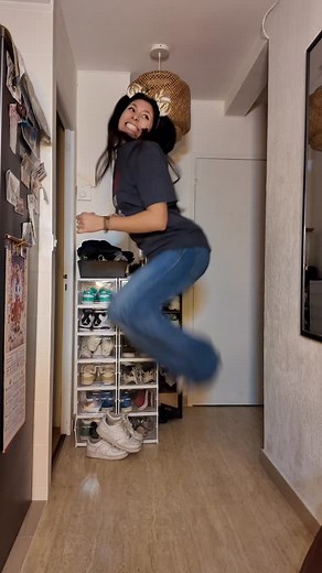 Instagram video by Alizée • Dec 21, 2025 at 9:38 AM