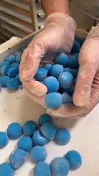 How blue do you want your candy? Yes.🗿