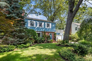 77 Nancy Blvd, Merrick, NY 11566 - MLS 887060 - Coldwell Banker
