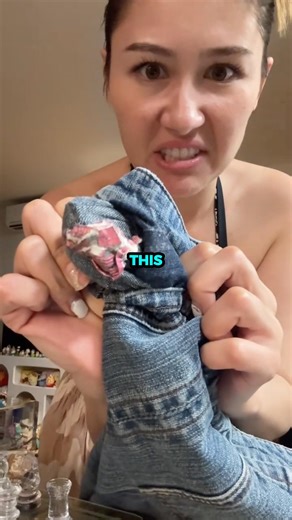 How to remove gum from your clothes 👖