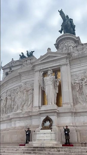 Rome’s most impressive landmark — Altare della Patria | Italy #rome #monument #italy #italytravel