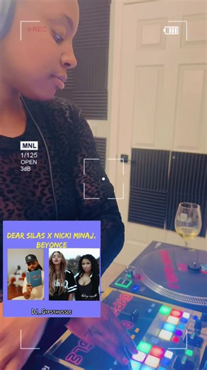 Mood Mashup: Dear Silas Meets Nicki Minaj & Beyoncé