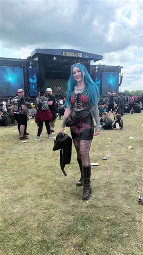 Sunday at @Download Festival 🫶🏻 #korn #downloadfestival #alttiktok #ootd #metalhead #gig #metal