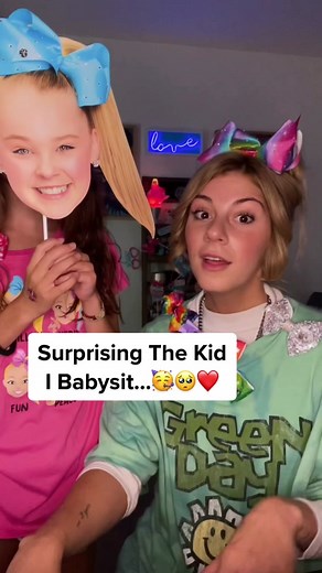 Surprising The Kid I Babysit with her favorite celebrity!!! 🎉🥺❤️🎂 Thank you @itsjojosiwa for making me look like the coolest babysitter ever. #13thbirthday #jojo #fypシ @thelascherfamily