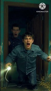 ek ga ka school thi aor usmi ek bhut tha aor ak dek tree dost andur gaia aor kasam li#1k#shots#horro