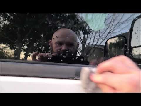 HOW TO CLEAN MOLD AND MILDEW OFF A BLACK VEHICLE TRIM WITH A MAGIC ERASER AND UNIVERSAL CLEAN & PREP