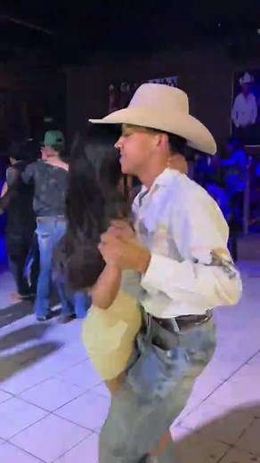 @Conjunto La Via Norteña II 🇲🇽💯#BailesSaltilloMx🔥🇲🇽 #bailessanluispotosi🇲🇽🌵 #baileszacatecas🤠🌵puro #bailesmonterreynl🕺🤠 #bailestamaulipas🌵 #baileschingones🇲🇽♥️💯 #norteñasconsax🎷 #huapangos #fpyシ #baileshidalgo🇲🇽👌 #regionalmexicano