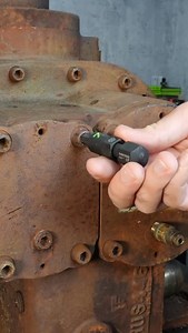 559 reactions · 9 comments | Our Broken Bolt G-FORS Extractor is a straight-cut, non-tapered design! This gives you the ability to tighten and loosen to break a seized fastener free. This is part 2 to the video from Monday on the RPT Socket Extractor! #mechanic #handtools #automotive #enginerepair #gripedge | GripEdge Tools | Facebook