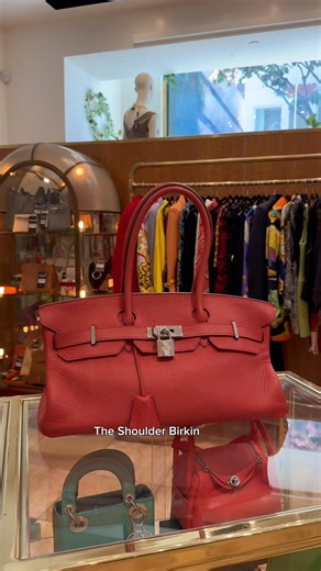 Follow @WhatGoesAroundNYC for more vintage designer handbags🖤✨ The Hermès JPG Shoulder Birkin