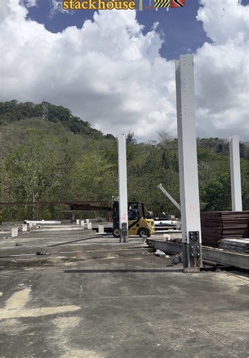 Steel Erecting Process at Stackhouse – Day 1 Insights