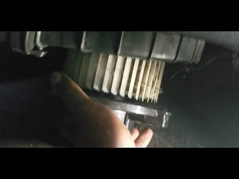 Mitsubishi Eclipse blower fan removal