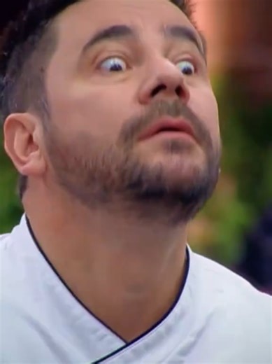 🔥 Преди 8 години Кухнята на Ада отвори врати за първи път.​ 😤 За някои училище, за други абсолютно мъчилище, но Hell's Kitchen се превърна в мястото, където кулинарните звезди изгряват.​ ​ 👨‍🍳👩‍🍳 Време е нови 18 кандидати за титлата