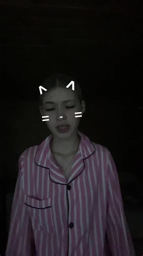 notea. (@alinafanatkina)’s videos with Офишлбывший - A4