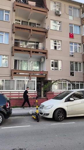 Bizimkiler Dizisi Çekim Yeri: Şali Apartmanı