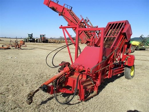 Bermuda King Sprig Digger | Agriculture
