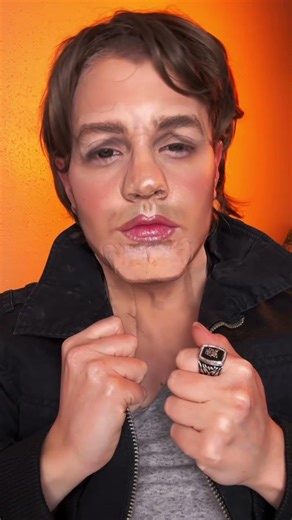 ᘔᘔY 🦩 turned myself into Jeremy Gilbert from the vampire diaries