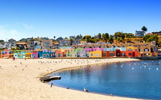 16 Lovely Things To Do On A Day Trip To Capitola, California