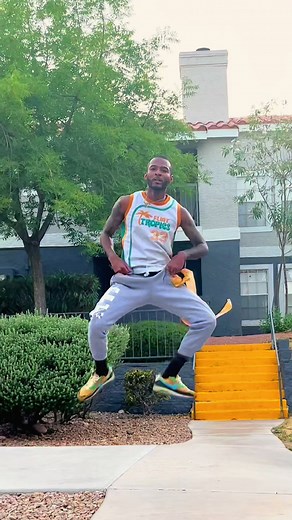 I see yall BUCKIN but let me give you something to BUCK ON! 🤠 #buckinchallenge #BUCKIT #cowboycarter #SWEETHONEYBUCKIIN #BEYONCE #solomovement #cowboy #buck dance challenge : @Ahsia Janaé