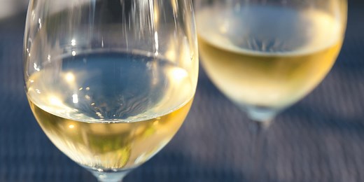 Pinot Grigio vs. Pinot Gris: What's the Difference?