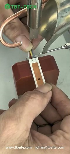 Light strip soldering semi-automatic soldering machine