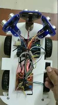 3 Ultrasonic sensors Obstacle avoiding robot v2
