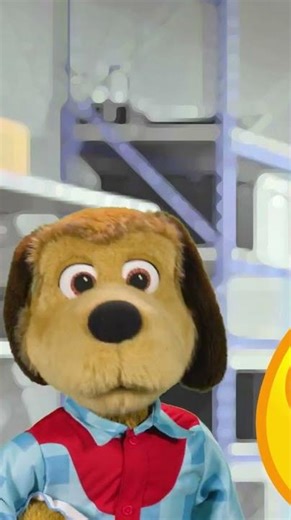 🎶🚌Wash The Muddy Bus!🚍🪩 ‪@chuckecheese‬ Fun Playhouse | Cartoons and Songs for Kids #shorts