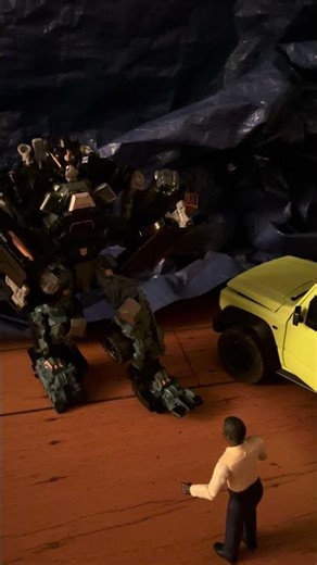 Too early to be getting jacked up by a transformer . #subscribe #RC ￼