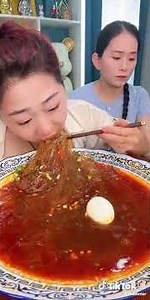just saw this on tiktok and now I'm hungry 😔 #fyppシ##xyzbca #sichuanfood #asiannoodles #asiandishes