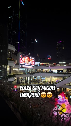 Explore Plaza San Miguel in Lima, Perú