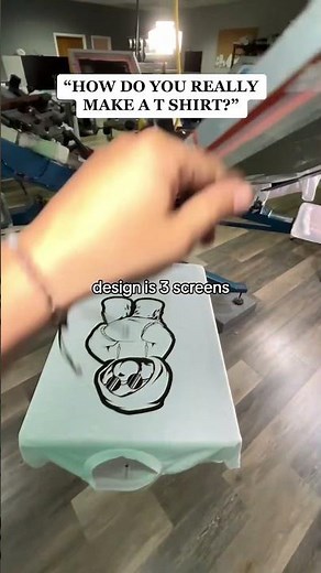 How to make a t-shirt from START to FINISH in SECONDS! 🥇