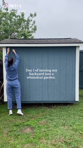 Transform Your Backyard with a DIY Vine Trellis