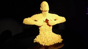 Exhibition of LEGO sculptures comes to London