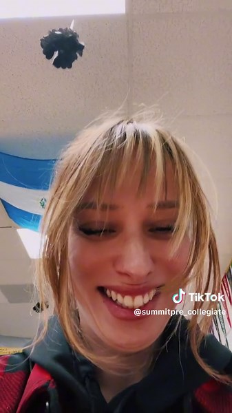 Me reminding seniors that even though it's snowing, scholarships are due in 10 days! 💲💲 #scholarships #precollegiate #firstgen #fyp