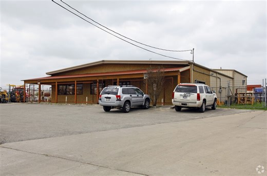 3439 Roosevelt Ave, San Antonio, TX 78214 - Pad site/Flex Retail/Warehouse | LoopNet