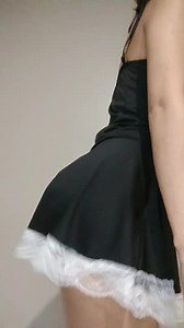 A maid twerking after duty 👏🎉😜 | Julia Leung